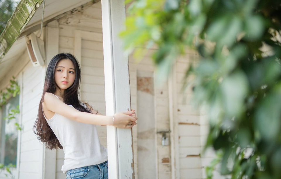 生活不是只有爱情，但你是我的生活。